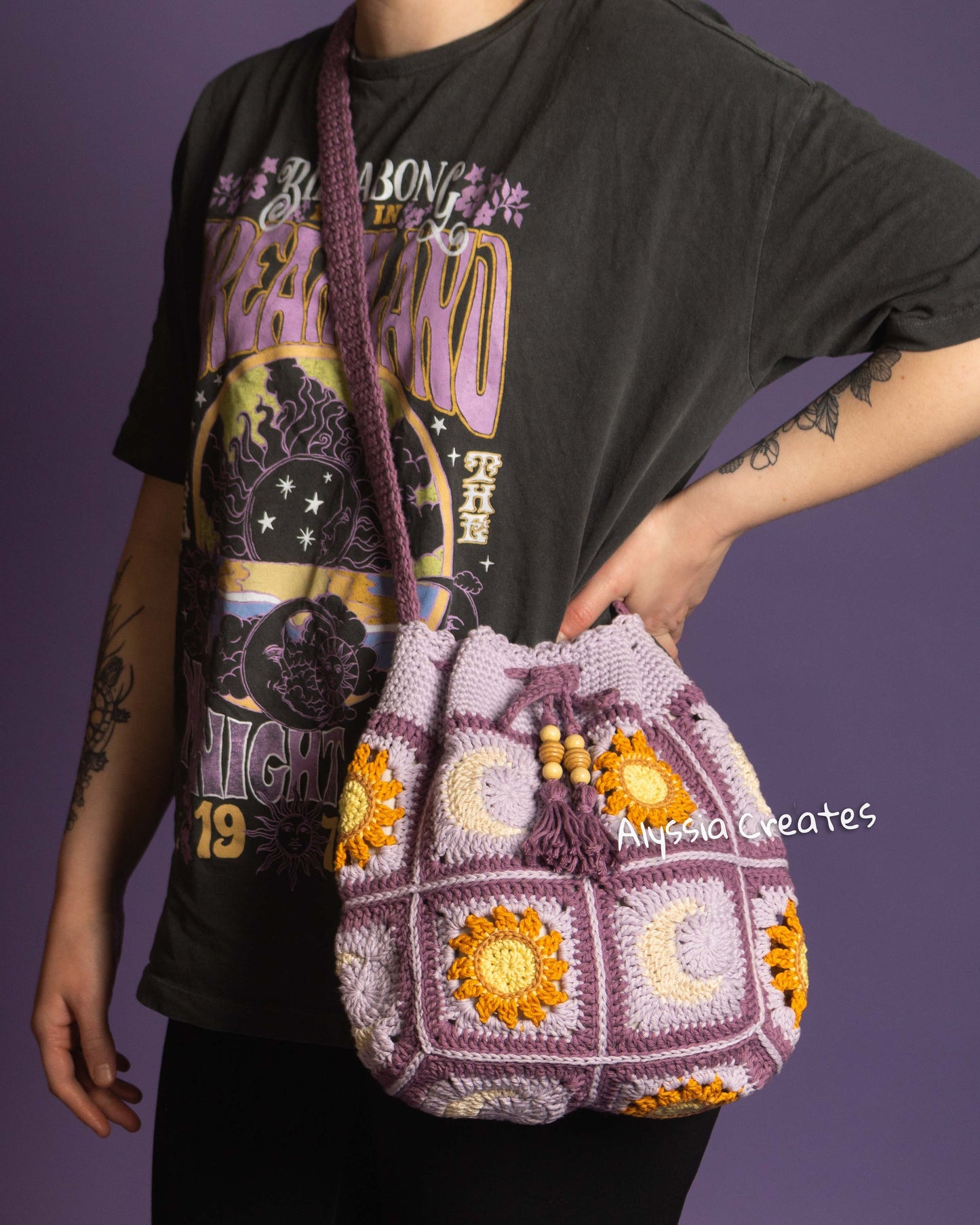 Sun and Moon Drawstring Crossbody Bag Crochet PDF PATTERN - Intermediate (English)