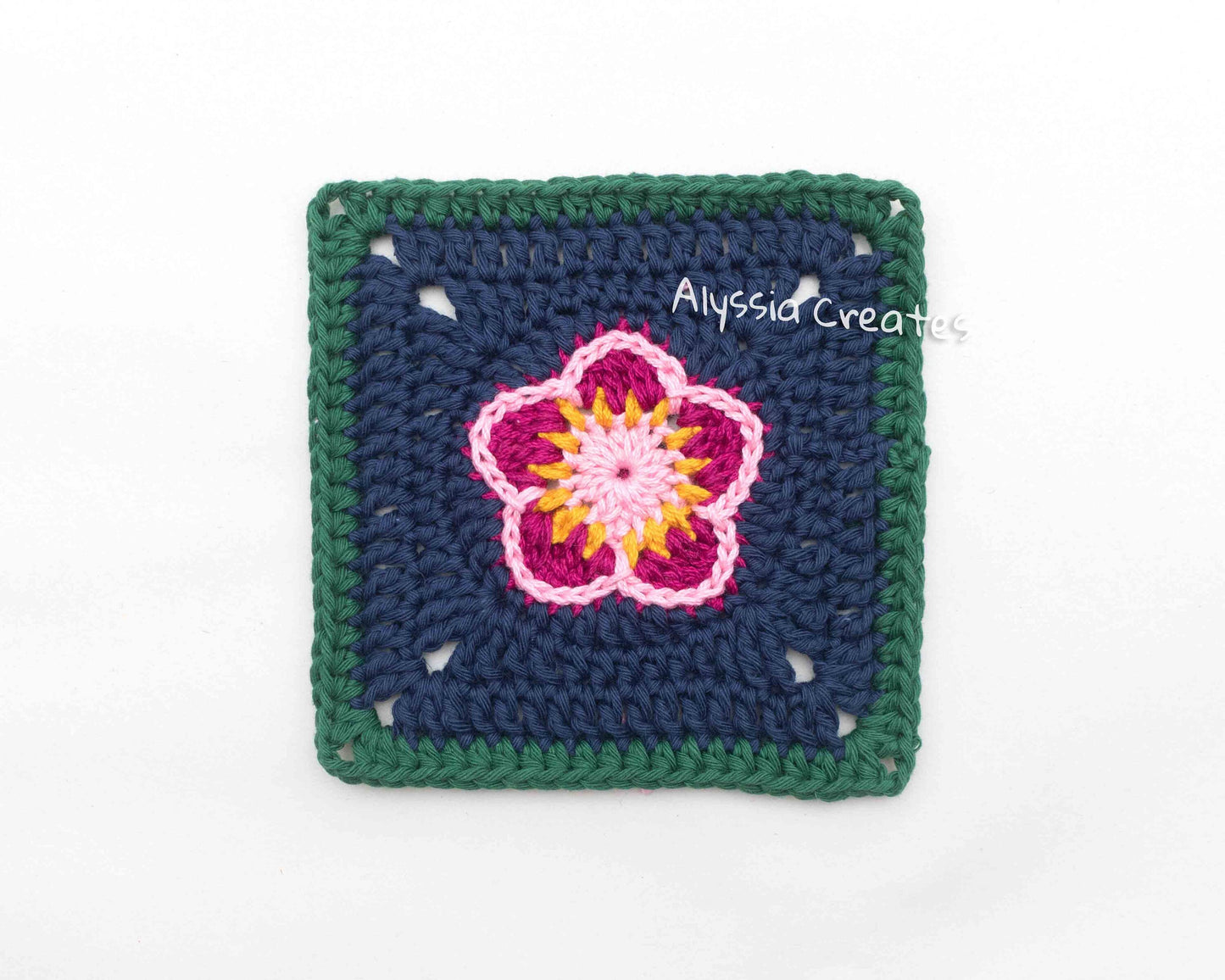 Strawberry Flower Granny Square Crochet PDF PATTERN (English)