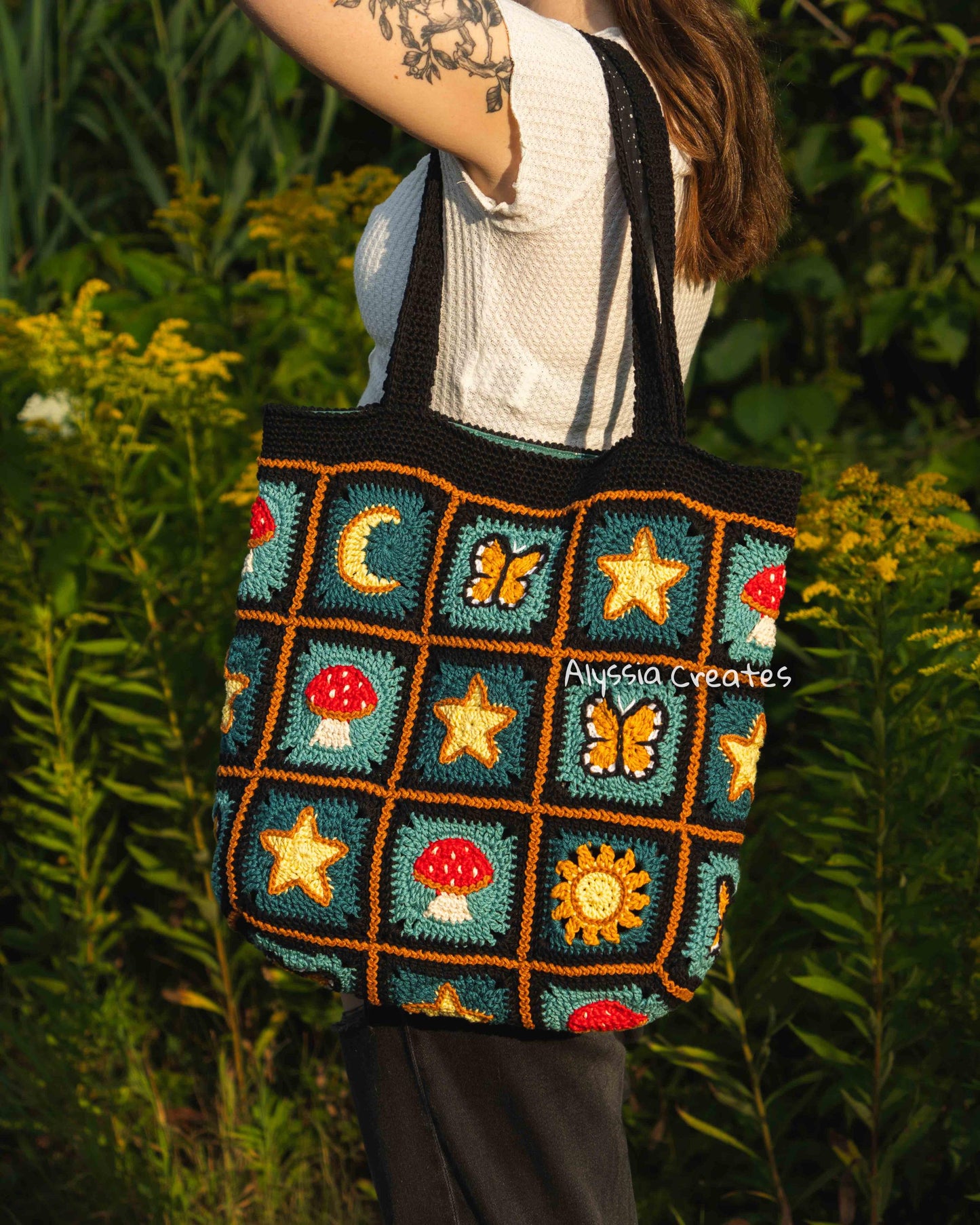 Whimsical Tote Bag Crochet PDF PATTERN - Intermediate (English)