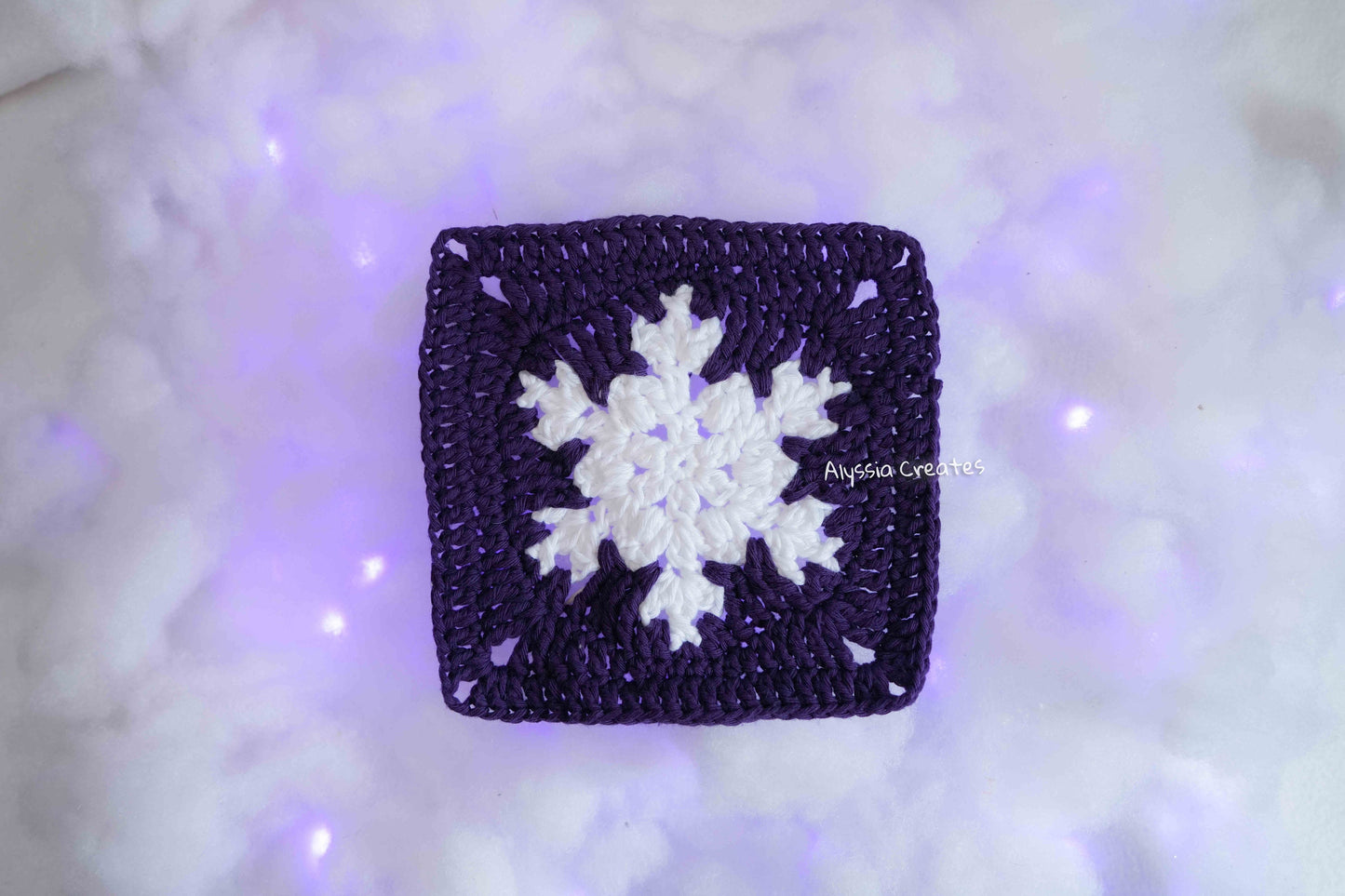 Large Snowflake Granny Square Crochet PDF PATTERN (English)