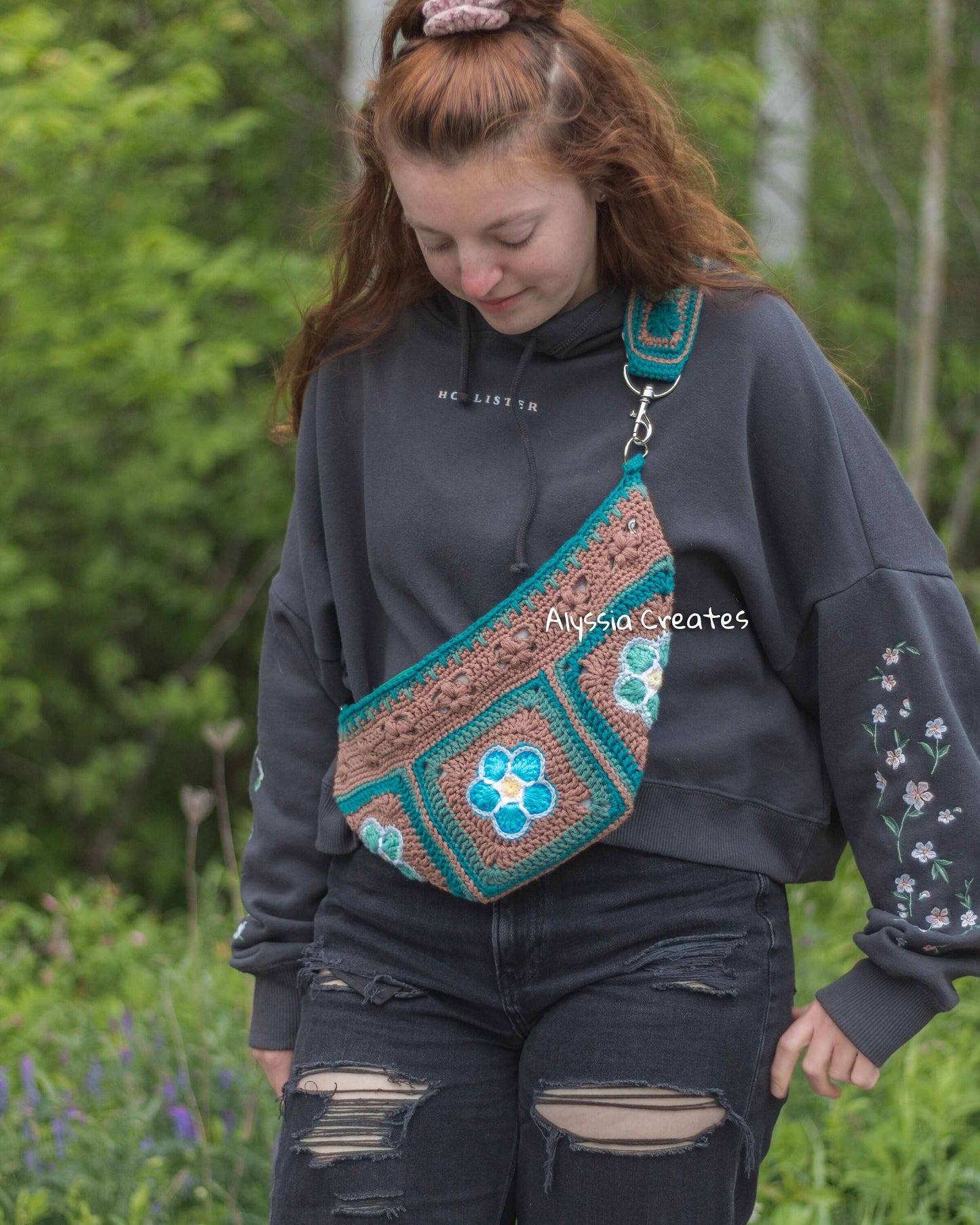 Forget Me Not Flower Bum Bag Crochet PDF PATTERN - Intermediate (English)