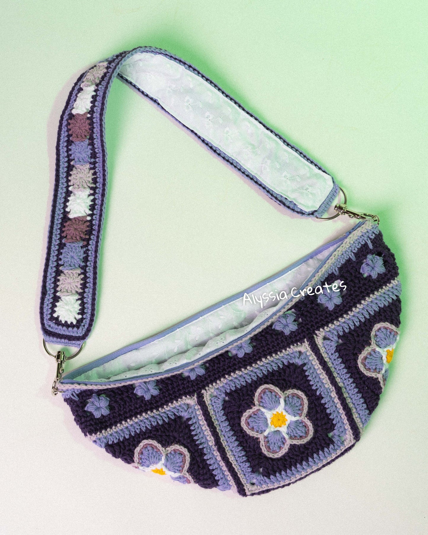 Forget Me Not Flower Bum Bag Crochet PDF PATTERN - Intermediate (English)