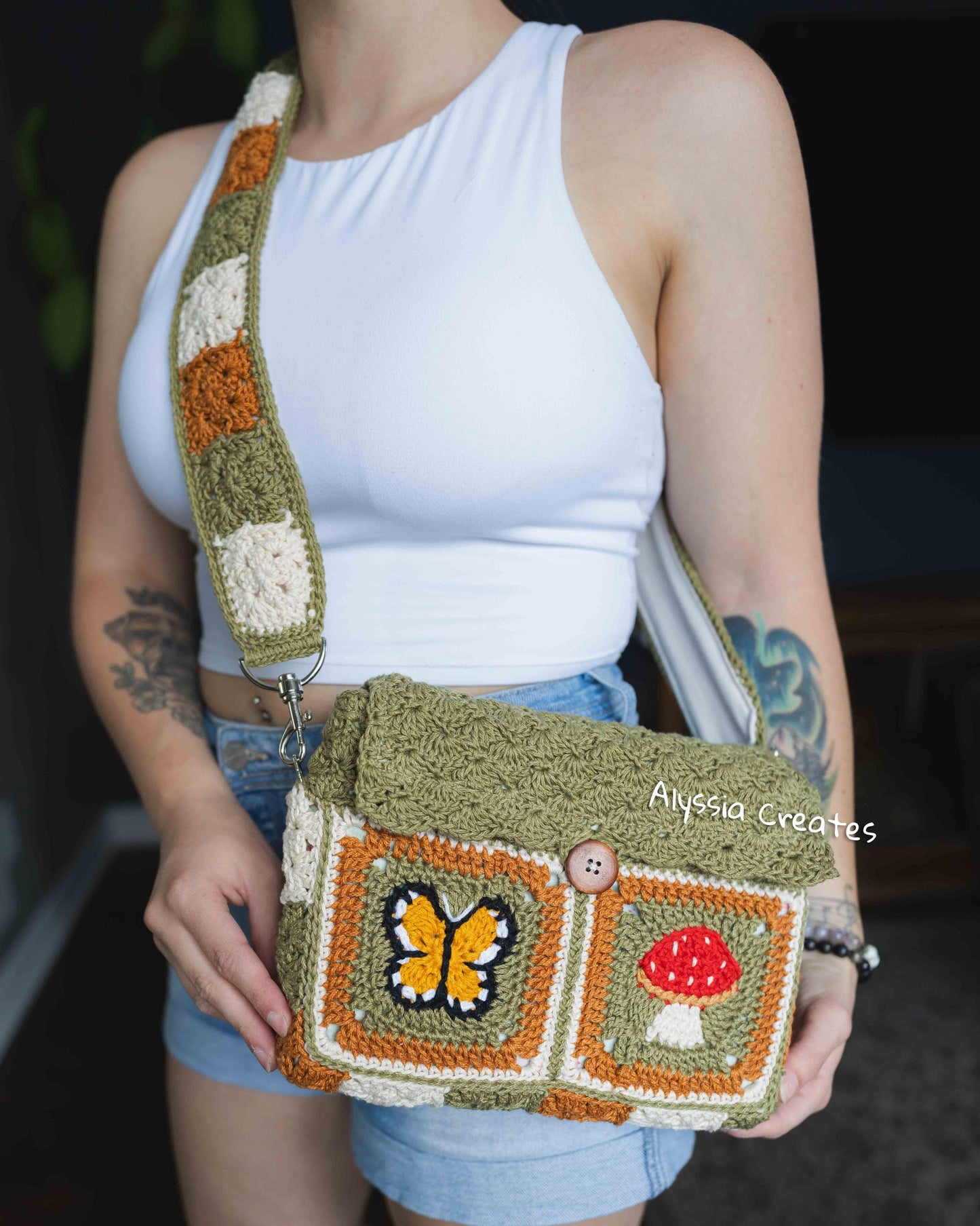 Butterfly and Mushroom Book Sleeve Bag Crochet PDF PATTERN - Intermediate (English)