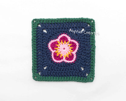 Strawberry Flower Granny Square Crochet PDF PATTERN (English)