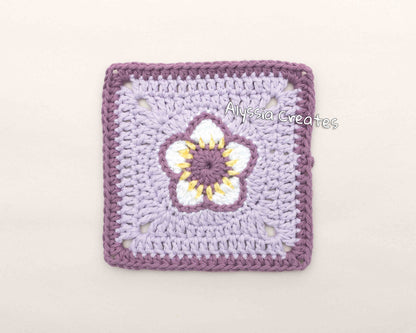 Strawberry Flower Granny Square Crochet PDF PATTERN (English)