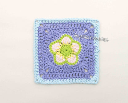Strawberry Flower Granny Square Crochet PDF PATTERN (English)
