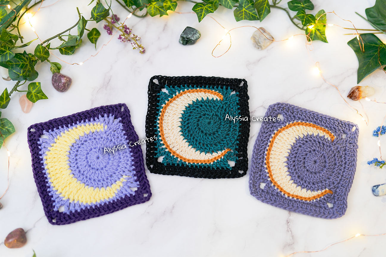 Large Crescent Moon Granny Square Crochet PDF PATTERN (English)